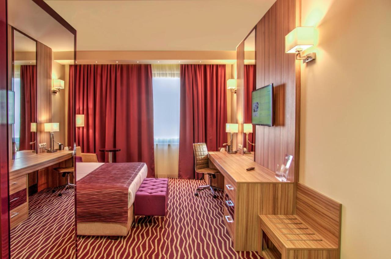 Holiday Inn Plovdiv, An Ihg Hotel Dış mekan fotoğraf